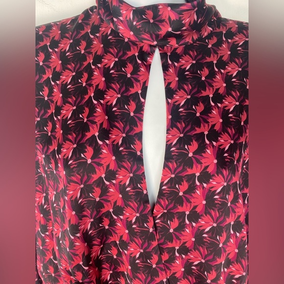 Ronny Kobo Collection Black and Pink Floral Long Sleeve Dress missing button - Picture 7 of 15